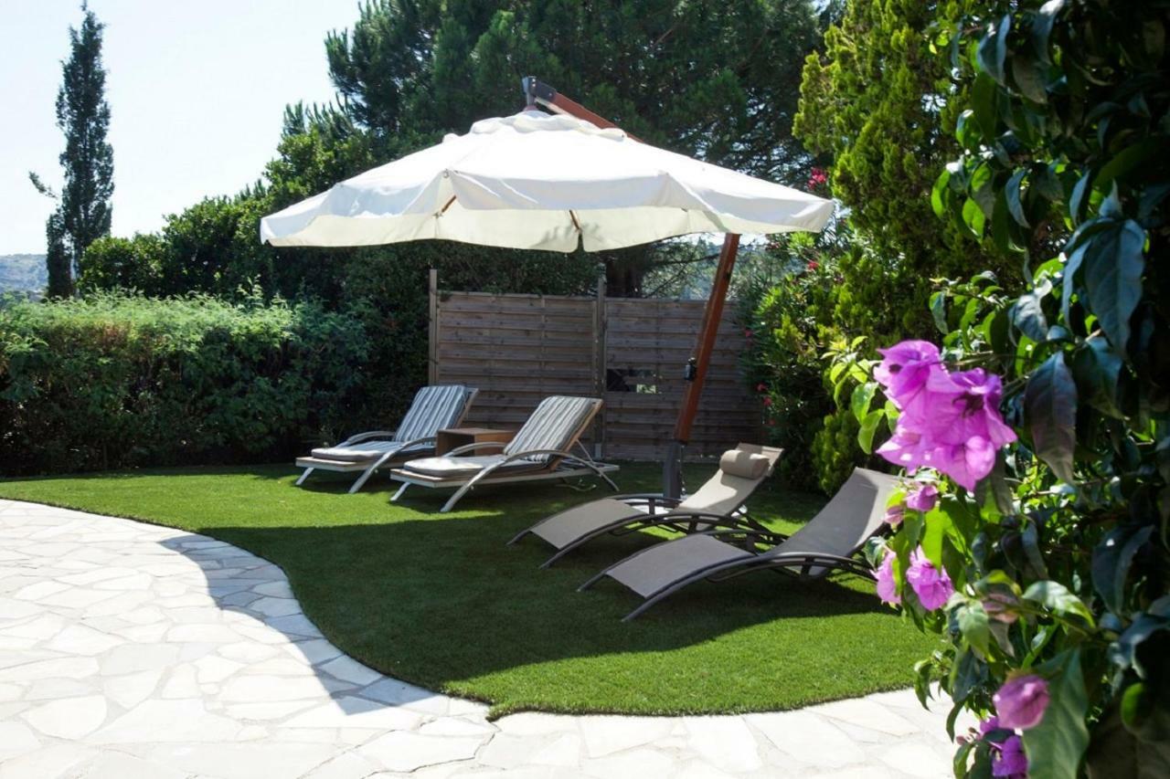 Villa Provencale Avec Piscine-56 La Garonnette-Plage Luaran gambar